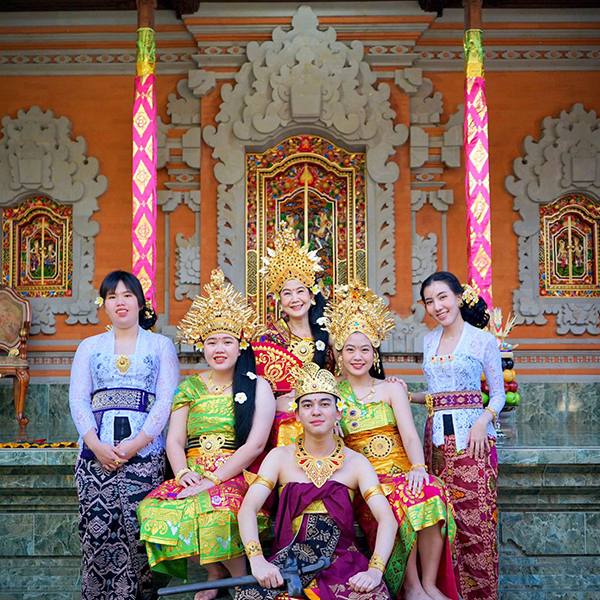 Rumah Bali Foto Adat Keluarga